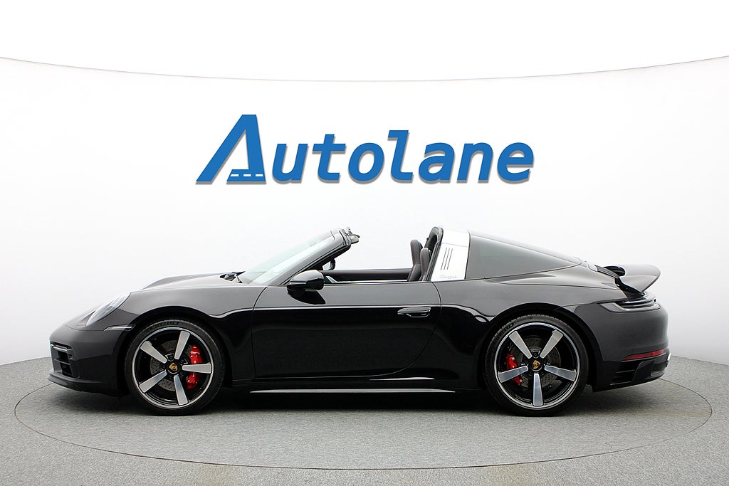 Porsche 911 992 Targa 4S Utrustad för 600 000:- Sommarkampanj 4,99%