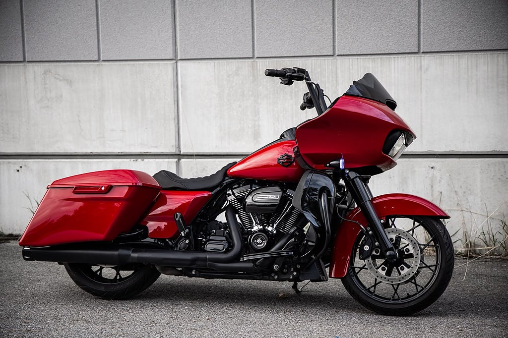 Harley-Davidson Road Glide Special FLTRXS M8 114 Custom