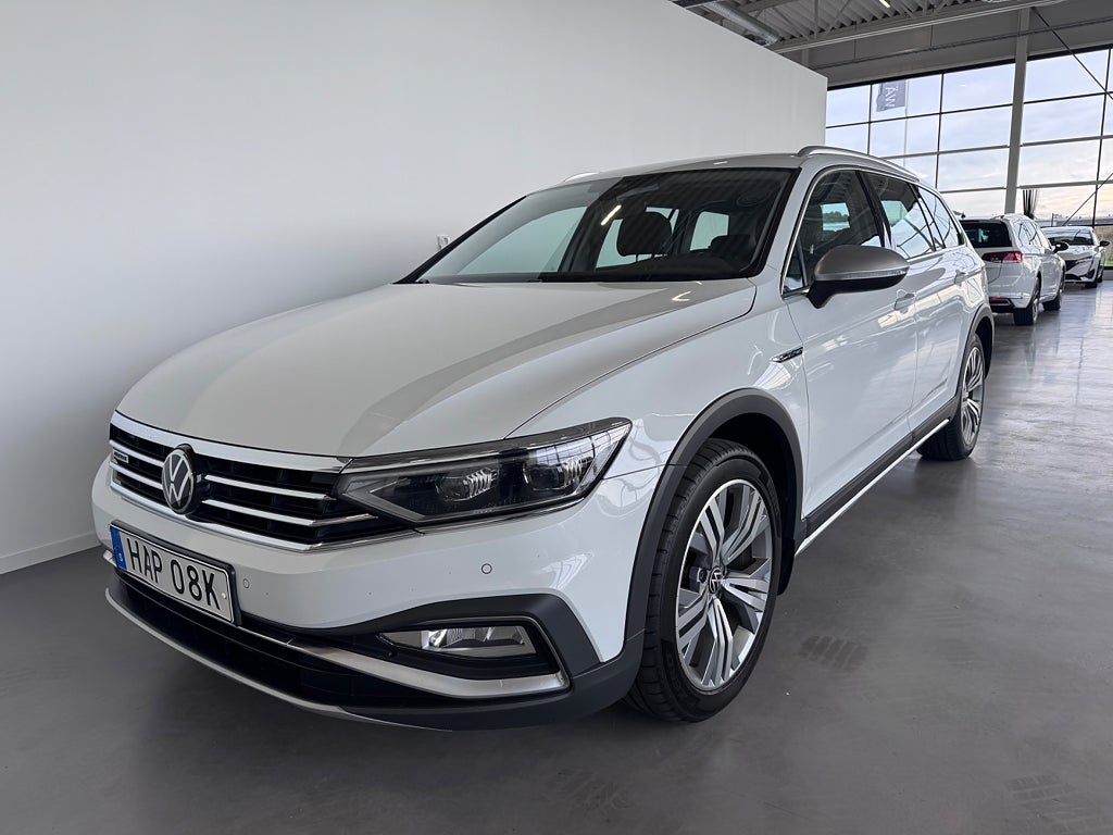 Volkswagen Passat Alltrack 2.0 TDI DPF SCR | 4Motion | Värmare | Drag | Moms 