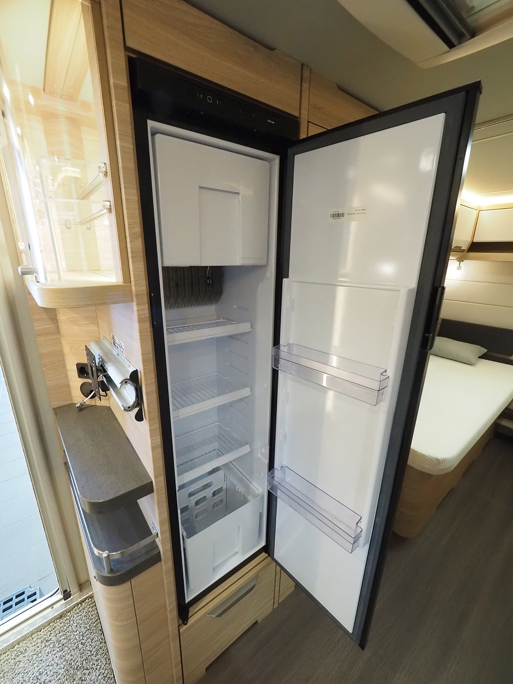 Knaus Südwind 580 UE 60 Years Edition ALDE Solcell Låga långbäddar 2021