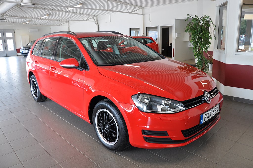 Volkswagen Golf 1,2 TSI 110hk Sports Combi Dragpaket