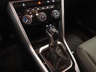SUV Volkswagen T-Roc 15 av 20
