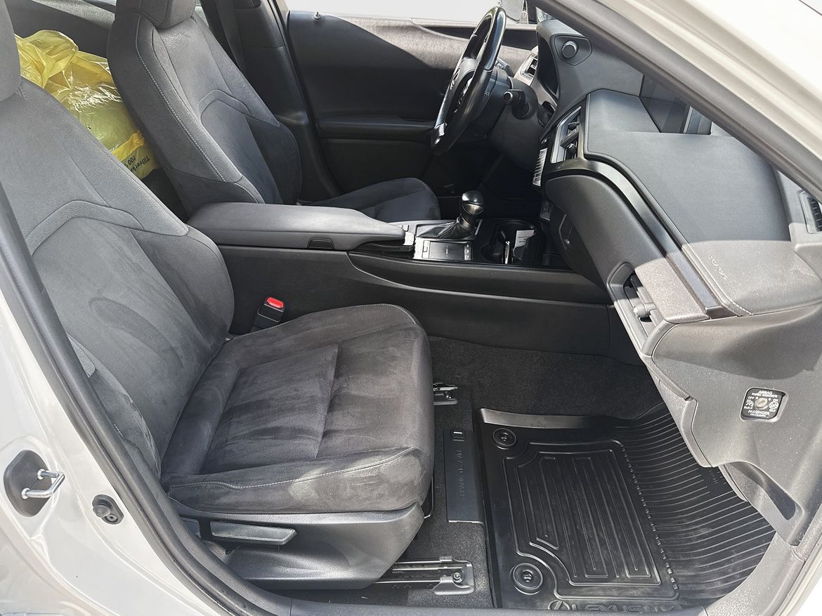 Lexus UX 2020, bild 6/10