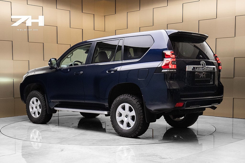Toyota Land Cruiser 2.8 D-4D Executive / JBL / 360° / Adaptiv Farthålla