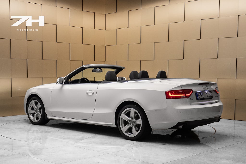 Audi A5 Cabriolet 2.0 TFSI / Farthållare / 211hk