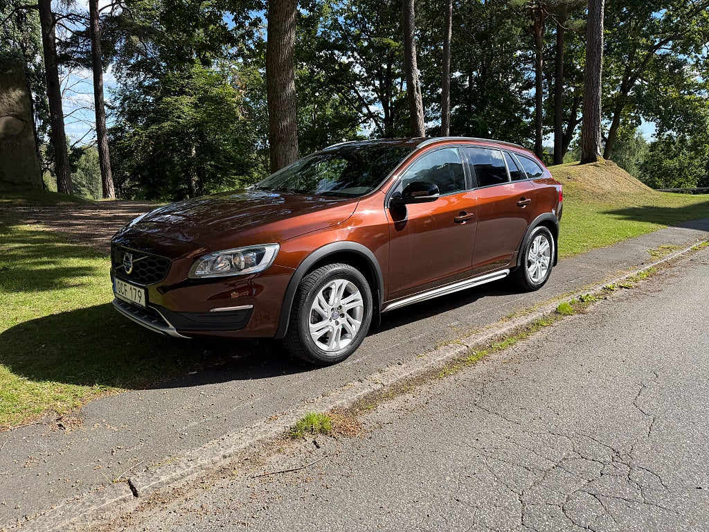 Volvo V60 Cross Country D3 Geartronic Business Advanced / Drag 