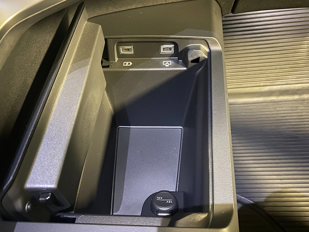 Bild på Peugeot 5008 GT HYBRID 136hk Aut - 7-SITS, DRAG