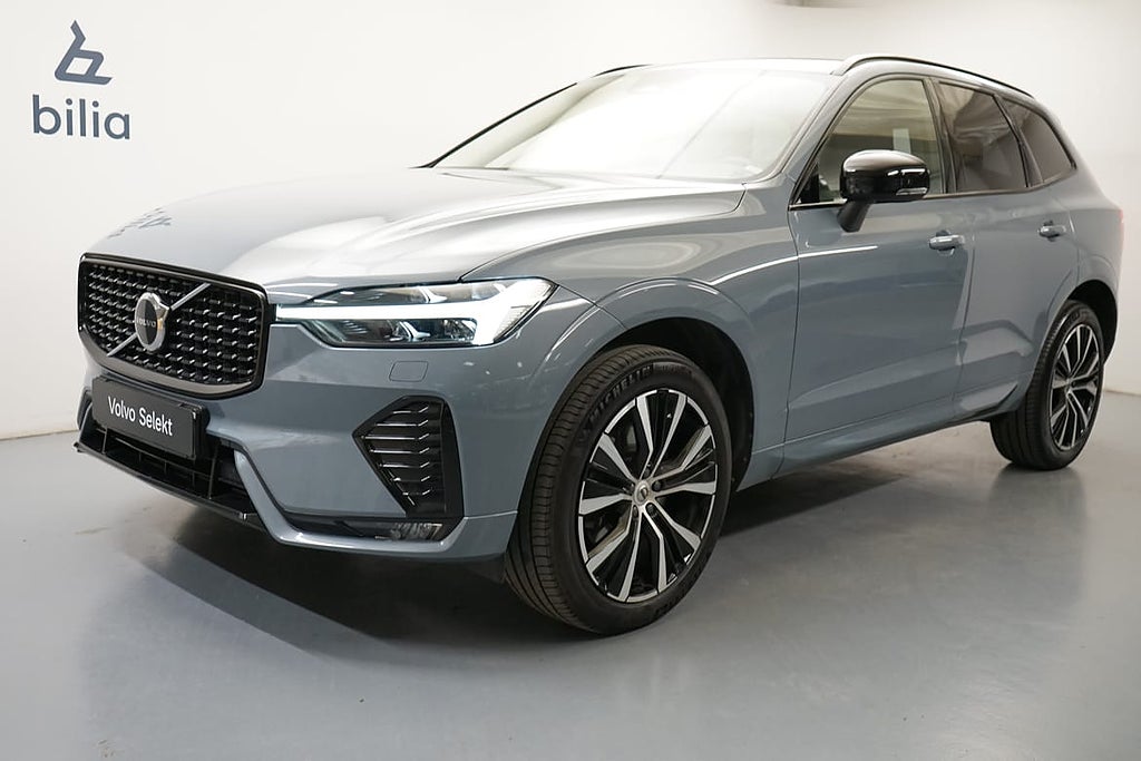 Volvo XC60 B5 AWD Bensin Plus Dark, Dragkrok, Baklucka el...