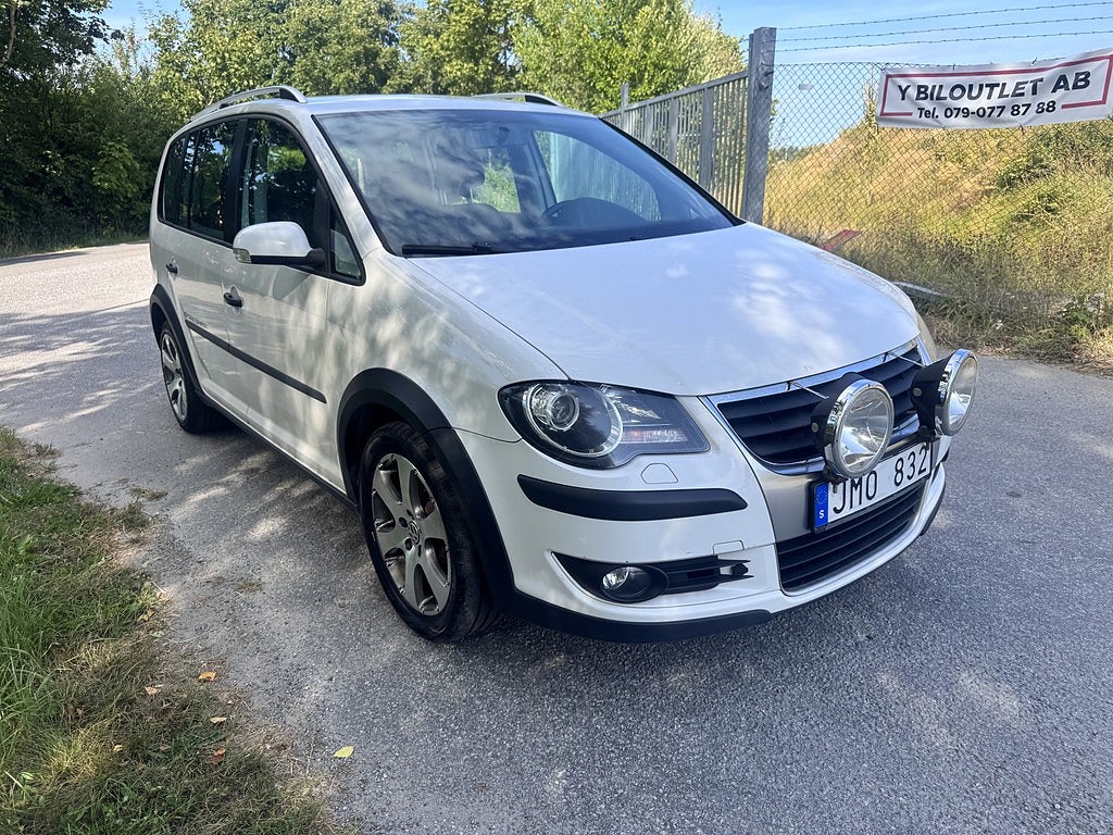 Volkswagen CrossTouran 5-seater 2.0 TDI DPF Cross Euro 4