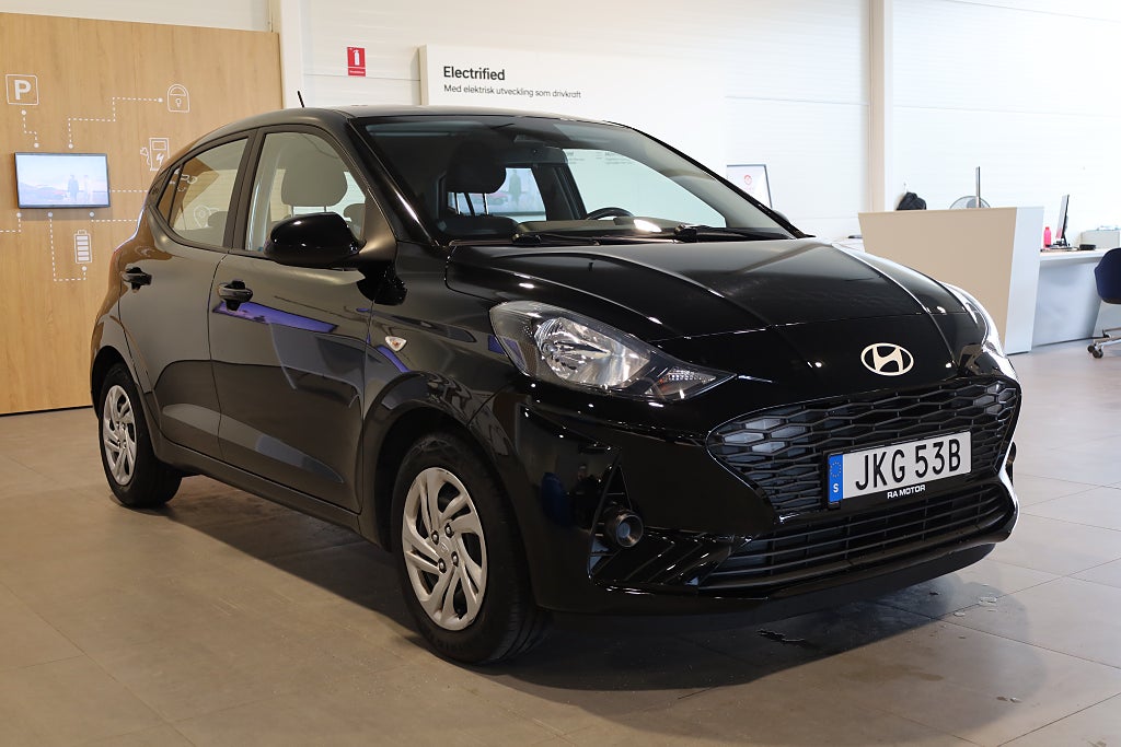 Hyundai i10 1.0 blue AUT Essential Rattvärme CarPlay Leasbar 2024