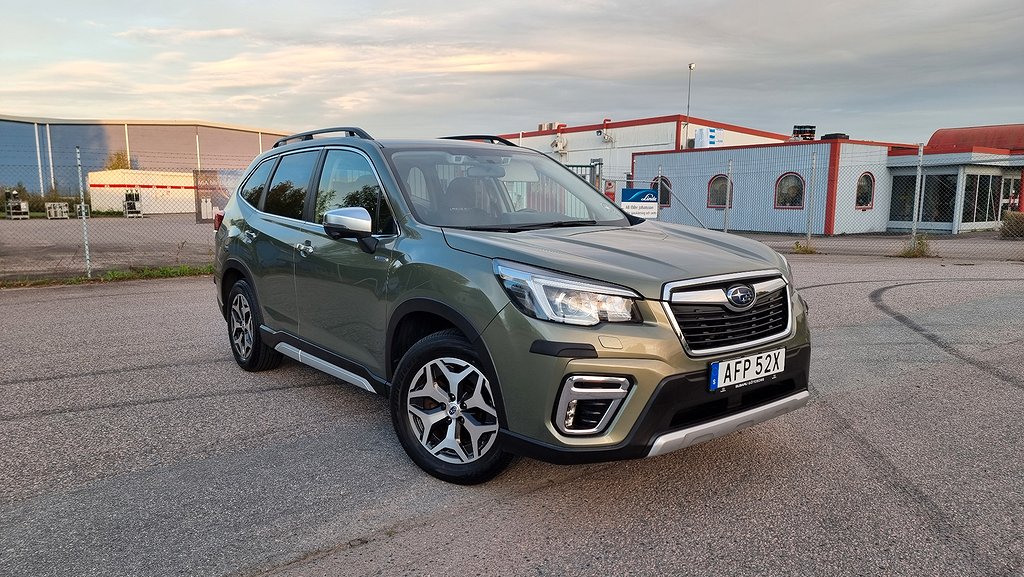 Subaru Forester e-Boxer Lineartronic  *se utrustning* Euro 6