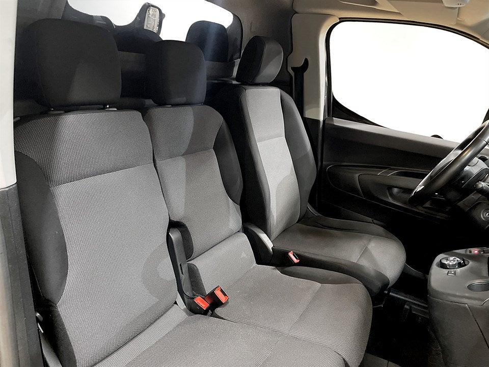 Bild på Citroën Berlingo Business 1.5 BHDi 130hk Aut L2 - WEBASTO,DRAG,NYSERVAD