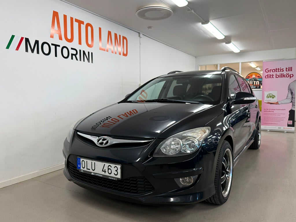Hyundai i30 cw 1.6 CRDi Business / DRAG 