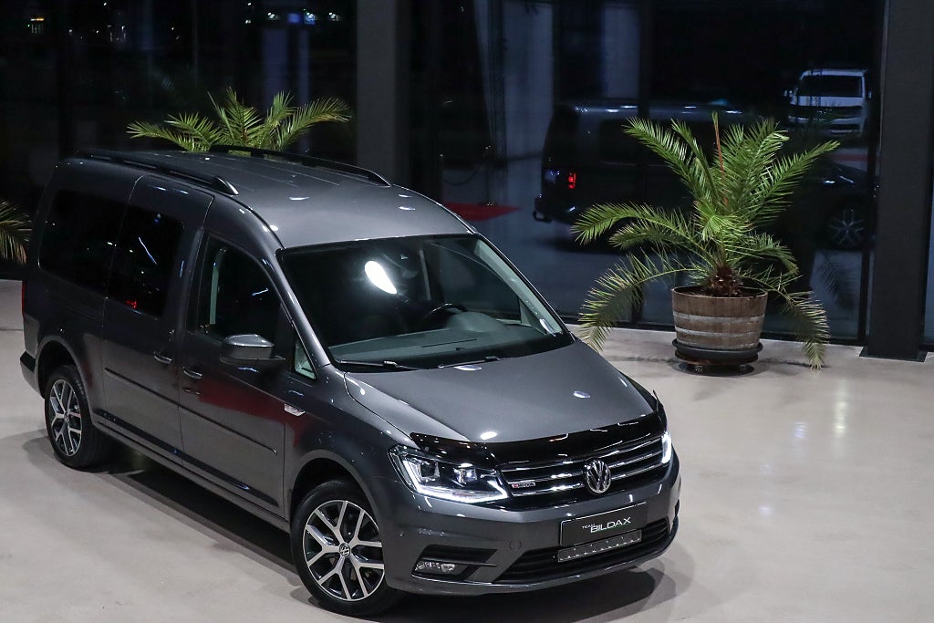 Volkswagen Caddy MAXI LIFE TDI 150HK 4M SKINNKLÄDSEL KAMERA 7-SITS MOMS