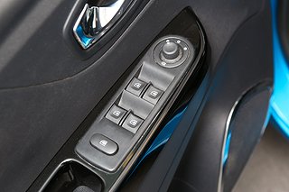 SUV Renault Captur 13 av 19