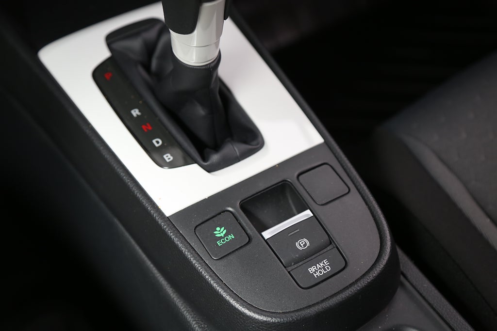 Honda Jazz e:HEV 1.5 e-CVT Navi Kamera Leasbar CarPlay 2025