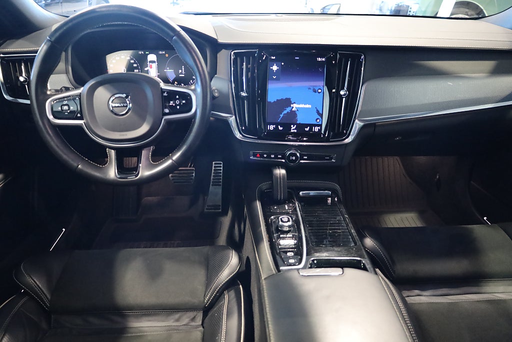 Volvo V90 Recharge T6 AWD AUT R-Design H&K Pano HUD 360° Navi