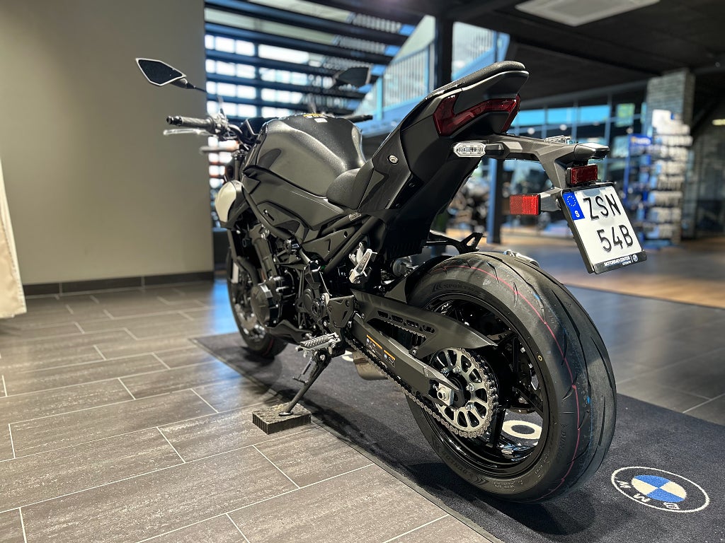 Kawasaki Z900 / Endast 46 mil!