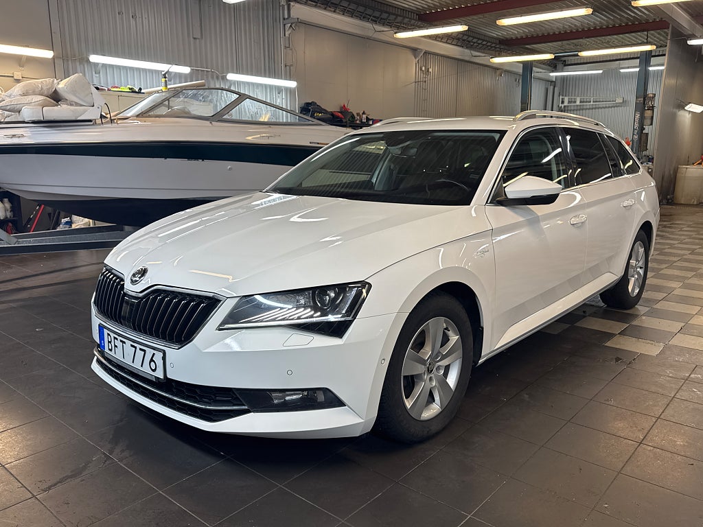 Skoda Superb Kombi 2.0 TDI 4x4 SCR Business Edition, L&K (190HK)
