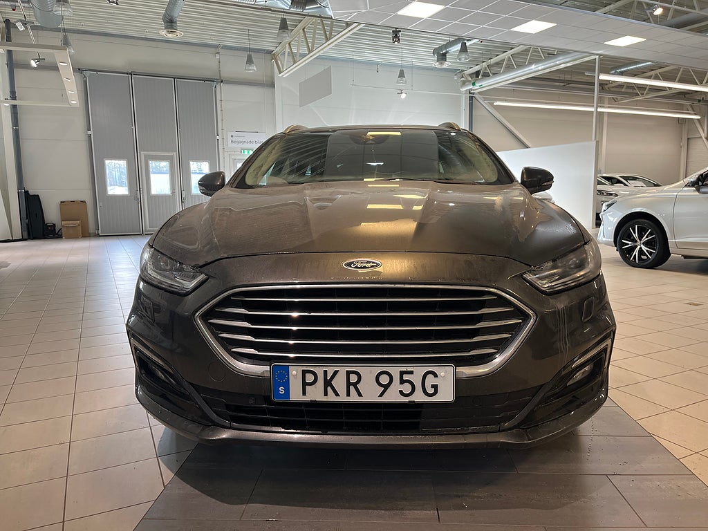 Ford Mondeo Ränta 4,99% | Kombi Hybrid E-Cvt 187hk