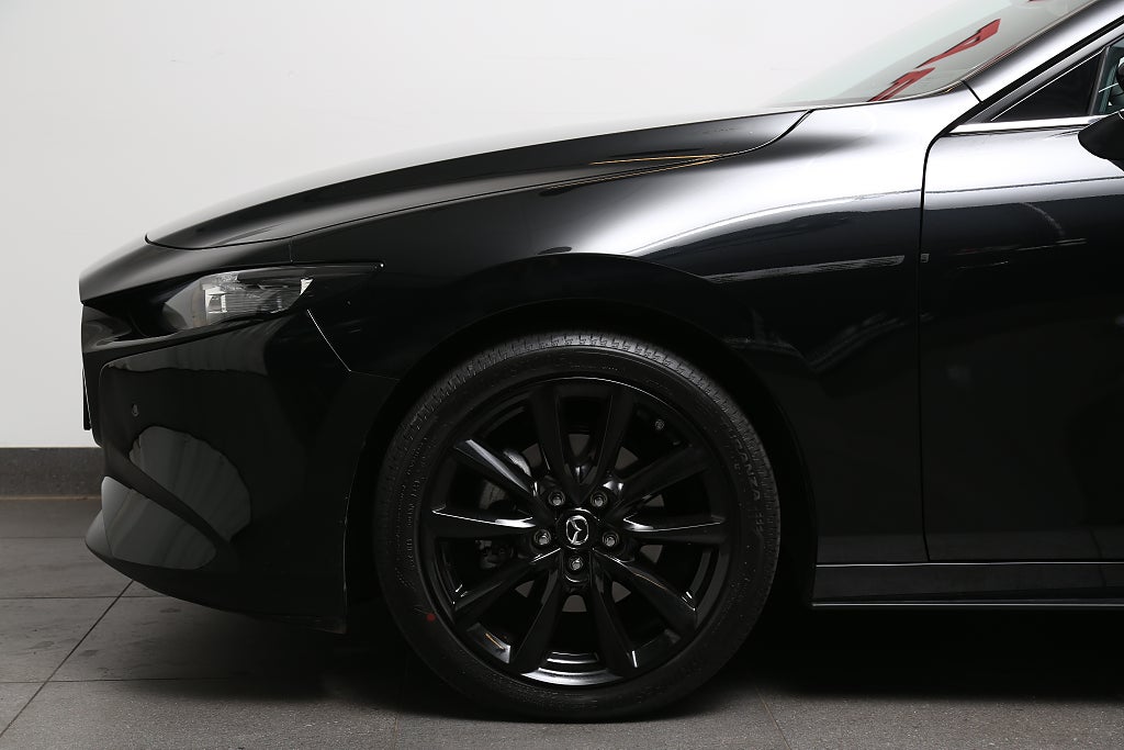 Mazda 3 Hatchback 2,0 SKYACTIV-G M Hybrid NAGISA BOSE Head-up 2024