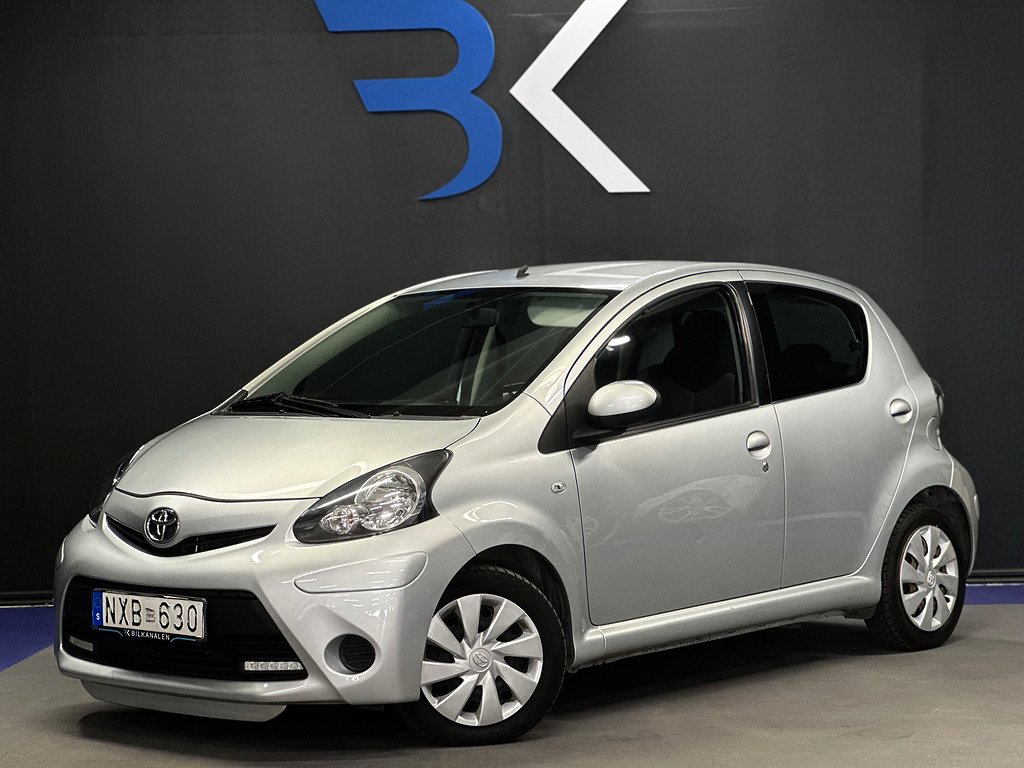 Toyota Aygo 5-dörrar 1.0 VVT-i ENDAST 8117 mil| Bluetooth