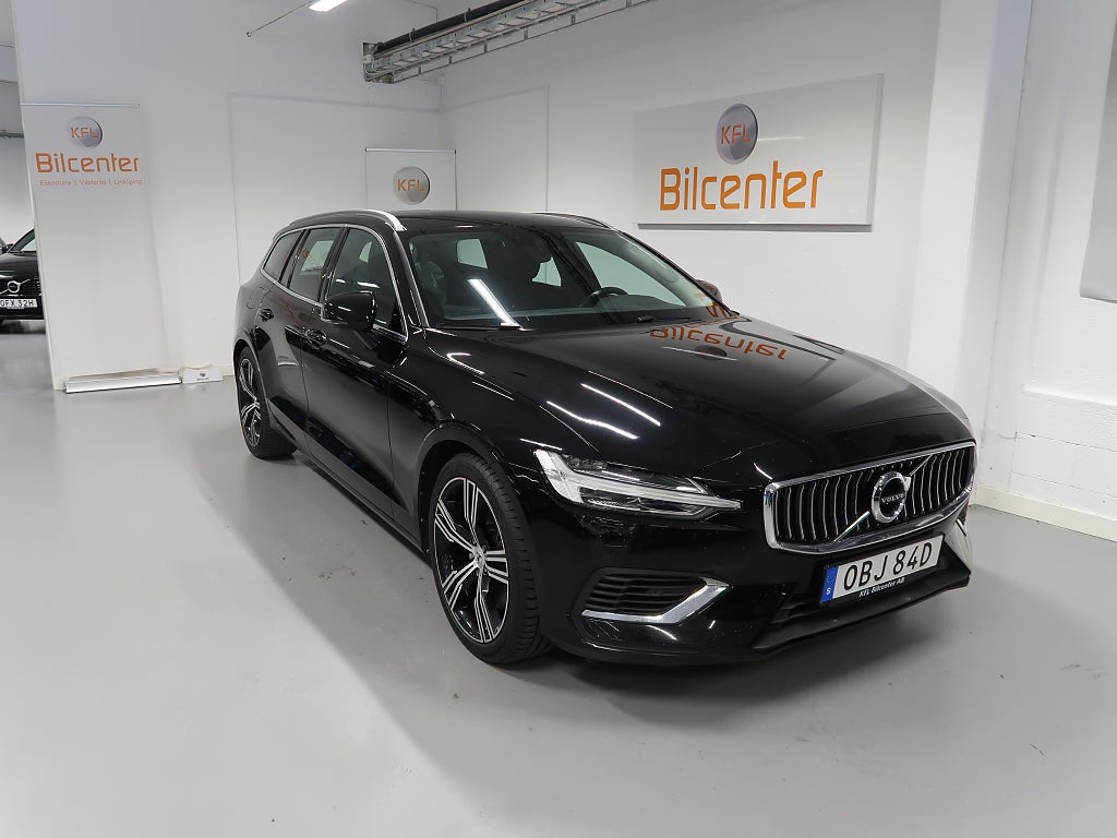 Volvo V60 Recharge T6 AWD Inscription V-Däck Drag-Skinn-Kamera