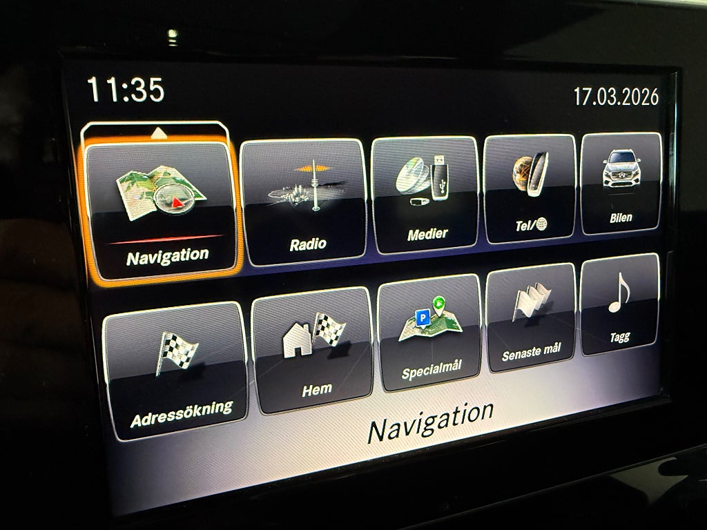 Mercedes-Benz GLC 220 d 4MATIC AMG Värmare Glastak Burmester - bild 20