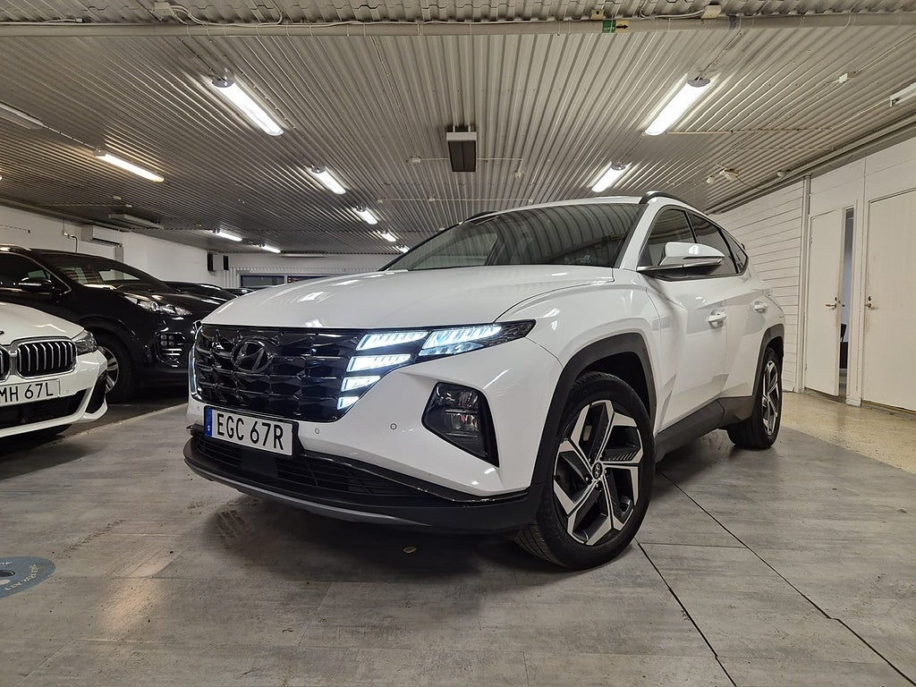 Hyundai Tucson PHEV Skinn Drag Kamera Navi 