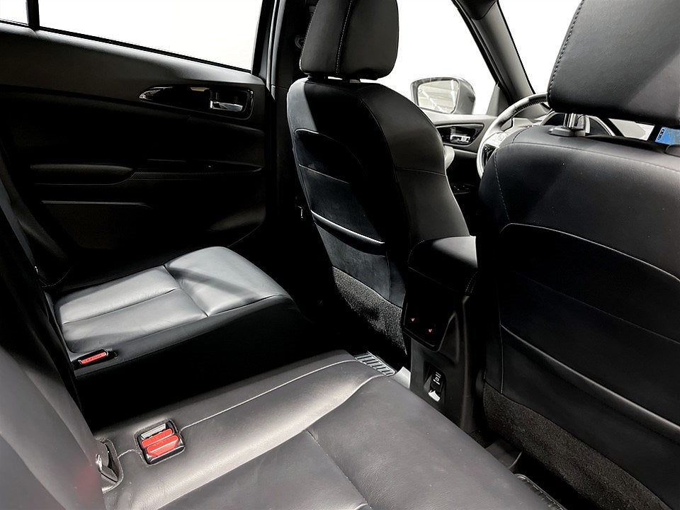 Bild på Mitsubishi Eclipse Cross Business Instyle PHEV 2.4 188hk Aut 4WD - 360-KAMERA