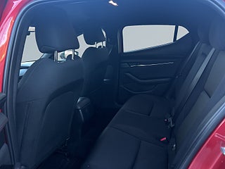 Mazda 3 Hatchback 2.0 M-Hybrid HOMURA Kamera/MoK-Värm/SoV-Däck – bild 13