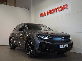SUV Volkswagen Touareg 3 av 26