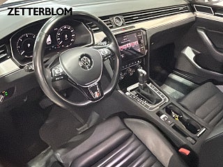Kombi Volkswagen Passat 8 av 15