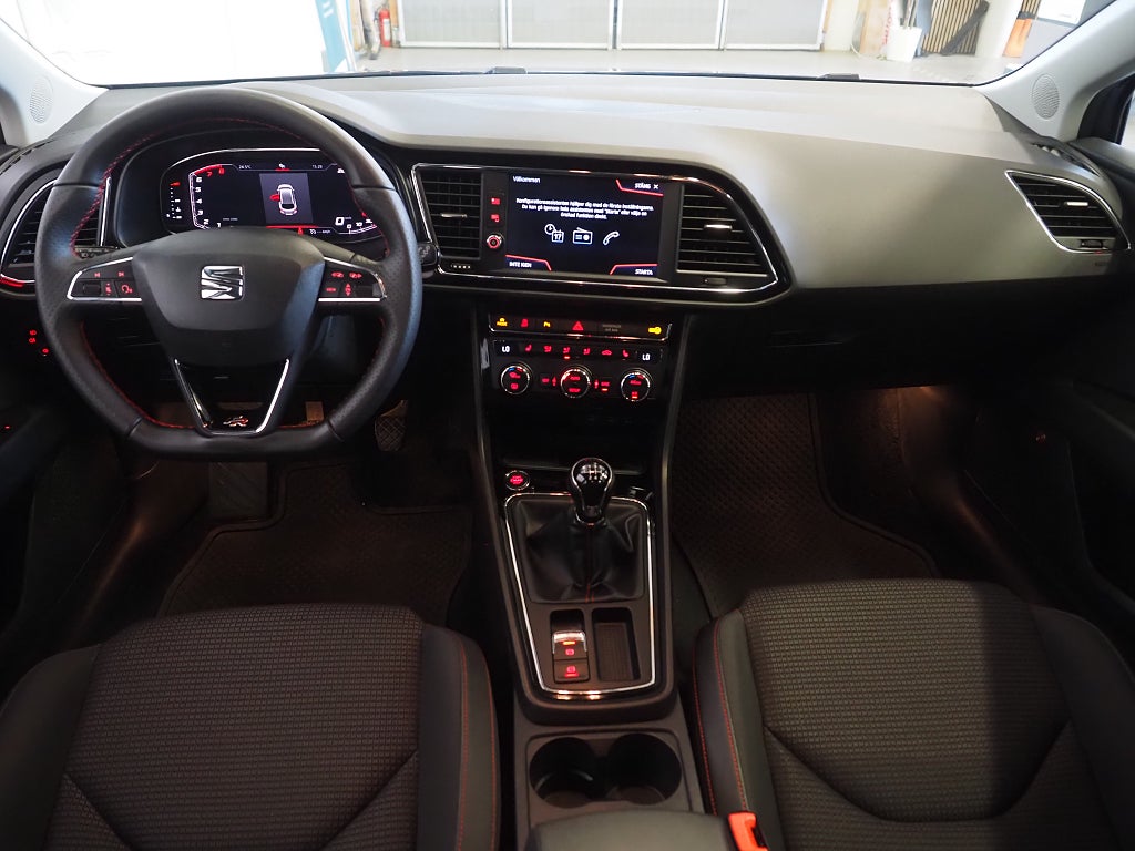 Seat Leon ST 1.5 TSI FR 130hk Dragkrok Kamera Cockpit Beats 2020