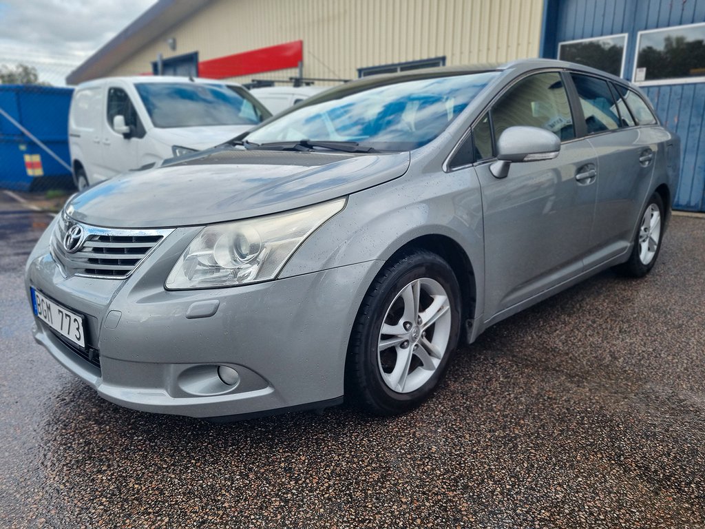 Toyota Avensis Kombi 1.8 Valvematic Business Euro 4