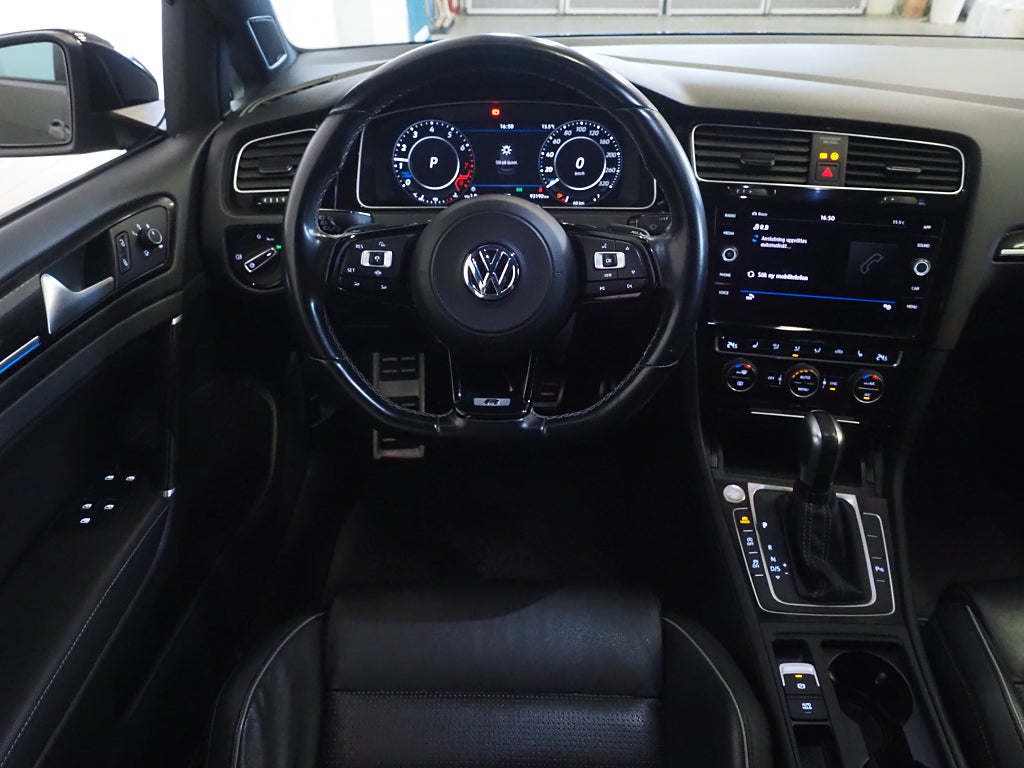 Volkswagen Golf R 2.0 TSI 4M 300hk | DCC | Läder | Cockpit | Dynaudio | 2020