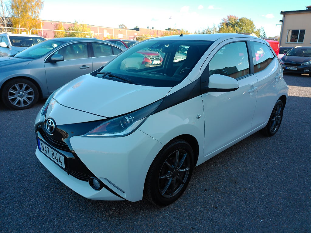 Toyota Aygo 5-dörrar 1.0 VVT-i X-PLAY Touch Euro 6