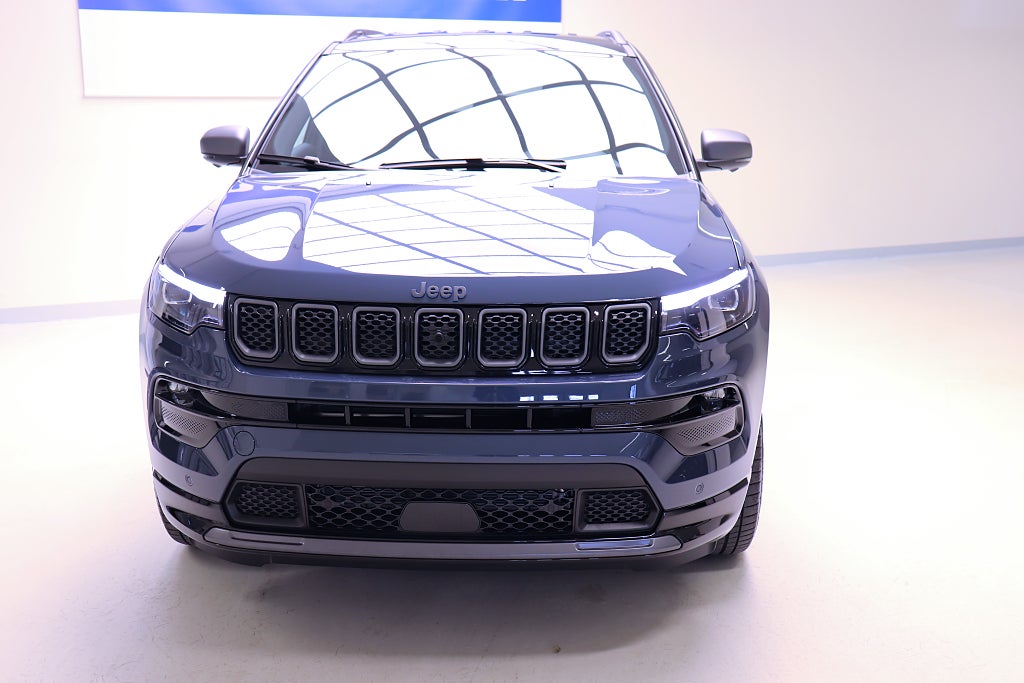 Jeep Compass 80th Anniversary Plug In 4xe Aut 190hk Fwh47z Bytbil Com
