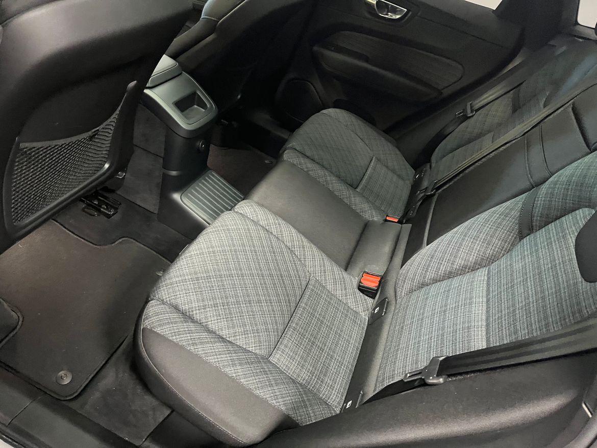 Volvo XC60 T6 Core Special Edition 2025, bild 5/10
