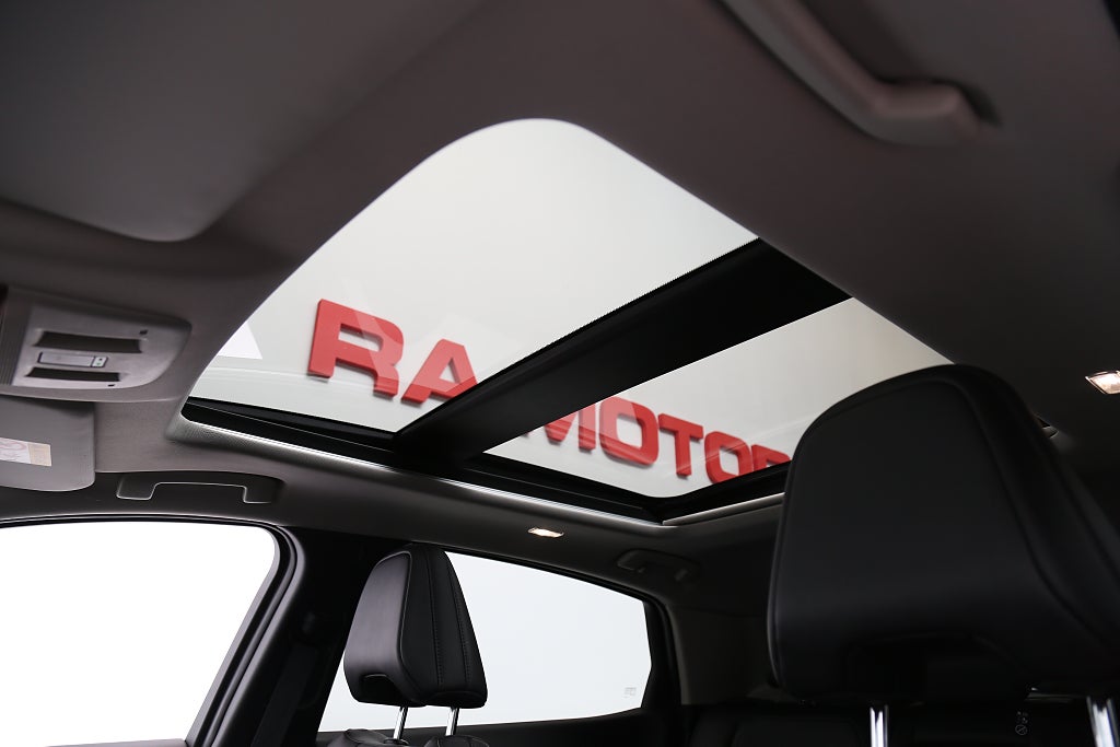 Nissan Ariya 87 kWh Evolve 22kW 360° Kamera Navi HuD Panorama