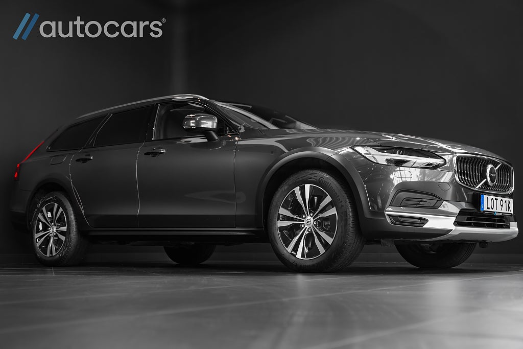 Volvo V90 Cross Country B5 AWD 235hk Geartronic | Dieselvärmare|CarPlay|Keyless