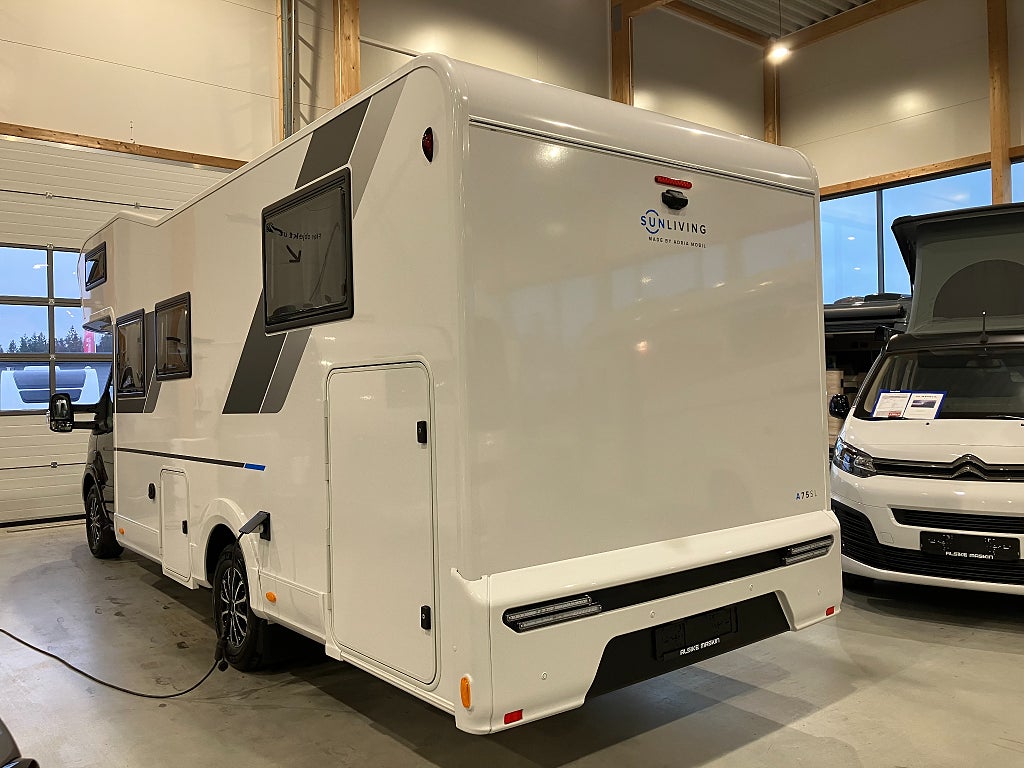 Sun Living A 75 SL / Automat/ B-körkort / 165 Hk / 5 bäddar - Sun Living