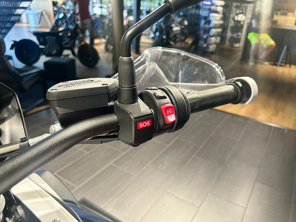 BMW R1250GS /3.45%/Trophy/Akrapovic/Väskor/Performance