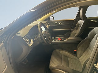 Volvo V60 Cross Country Volvo V60 D4 AWD MOMS Drag Rattvärme B-Kamera Navi S&V – bild 7