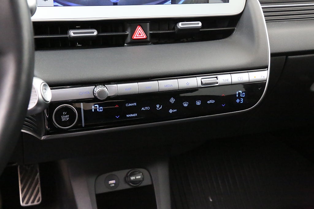 Hyundai IONIQ 5 AWD 77,4kWh Advanced Komfortpaket PLUS Dragkrok 2024