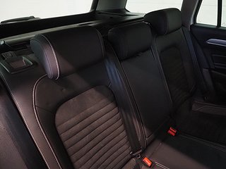 Kombi Volkswagen Passat 13 av 24