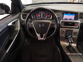 Sedan Volvo S60 Cross Country 15 av 22