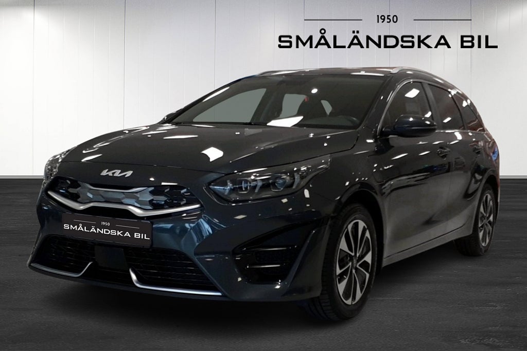 Kia Ceed Sportswagon Plug in Hybrid DCT Action