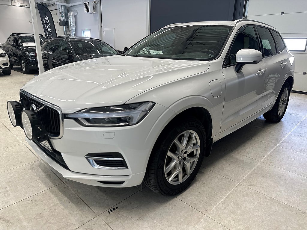 Volvo XC60 T8 Twin Engine AWD/B-KAMERA/DRAG/NAV/PANO/ADVANCE/4.99%
