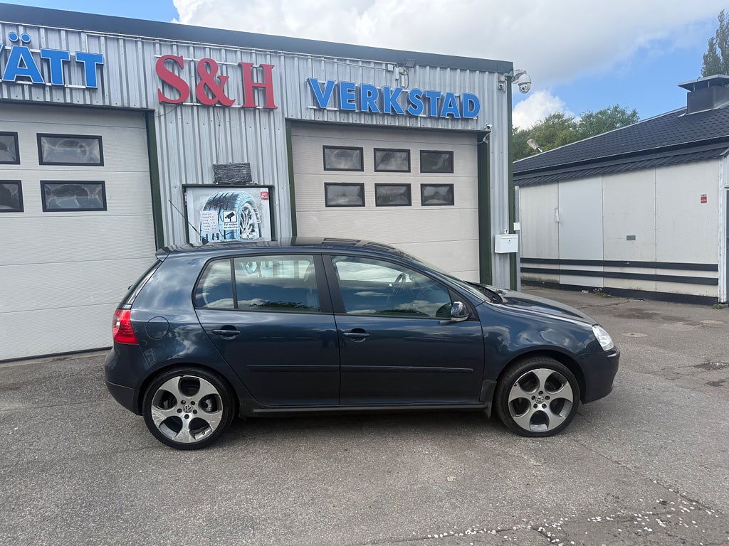 Volkswagen Golf 5-dörrar 1.6 Multifuel Trendline Euro 4,Ny kamrem 